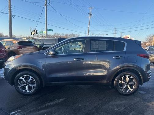 2022 Kia Sportage LX