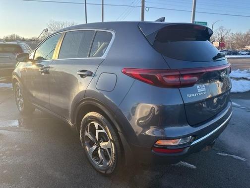 2022 Kia Sportage LX
