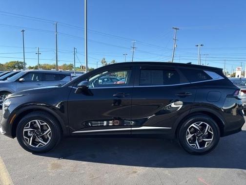 2023 Kia Sportage LX