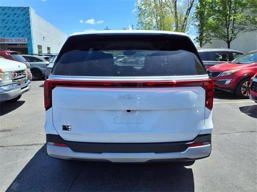 2025 Kia Carnival LXS