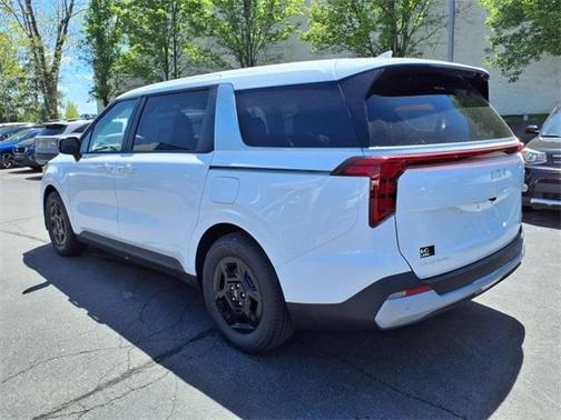 2025 Kia Carnival LXS