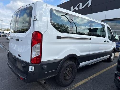 2024 Ford Transit-350 XLT