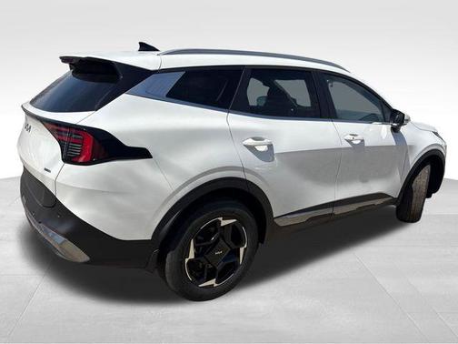 Snow White Pearl 2026 Kia Sportage Hybrid EX