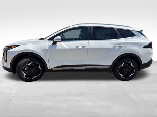 Snow White Pearl 2026 Kia Sportage Hybrid EX