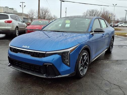 2025 Kia K4 GT-Line