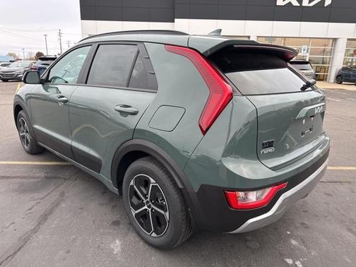 2026 Kia Niro EX