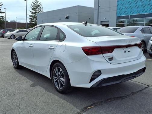2022 Kia Forte LXS