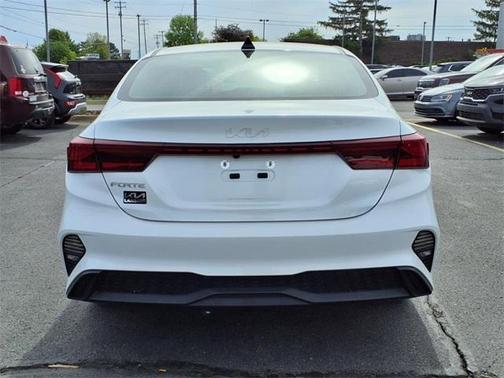 2022 Kia Forte LXS