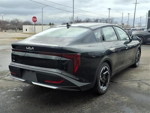2026 Kia K4 EX