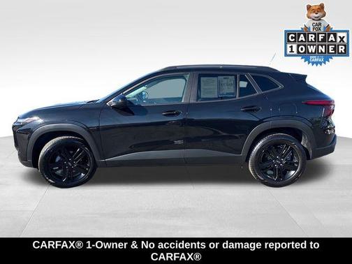 Mosaic Black Metallic 2025 Chevrolet Trax ACTIV