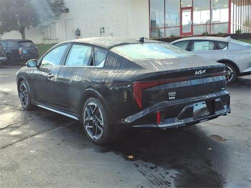2025 Kia K4 GT-Line