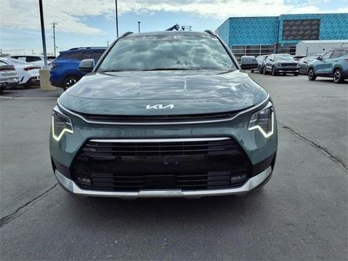 2023 Kia Niro SX Touring