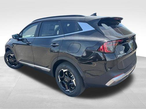 Ebony Black 2026 Kia Sportage EX