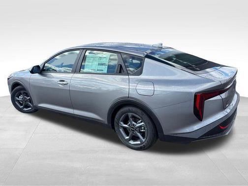 Steel Gray 2026 Kia K4 LXS