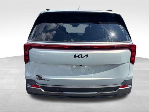 Ivory Silver 2027 Kia Carnival EX