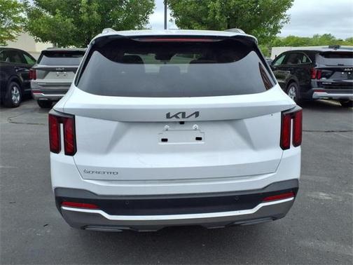 2025 Kia Sorento S