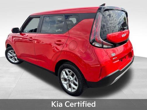Inferno Red 2023 Kia Soul LX