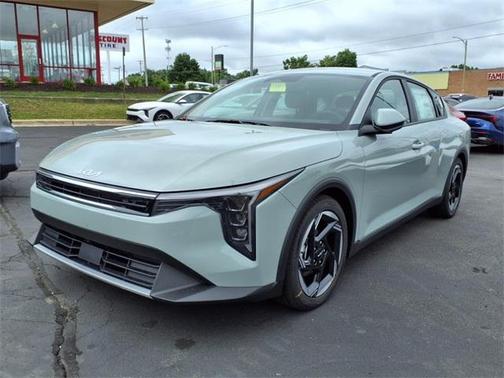 2025 Kia K4 EX