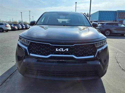 2022 Kia Sorento LX