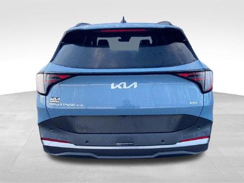 Heritage Blue 2027 Kia Sportage Hybrid EX