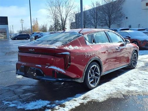 2025 Kia K4 GT-Line