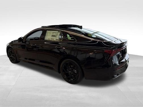 Aurora Black Pearl 2026 Kia K5 GT-Line