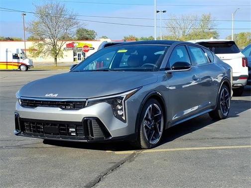 2025 Kia K4 GT-Line