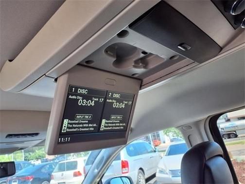 2014 Chrysler Town & Country Touring-L