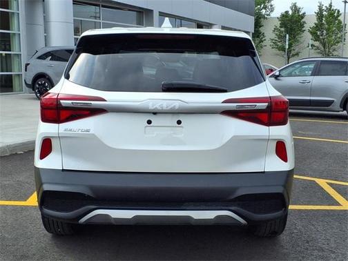 2023 Kia Seltos LX