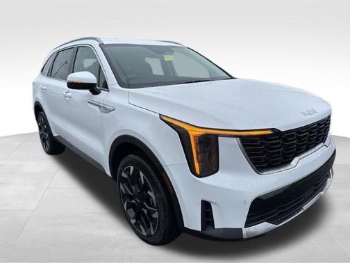 Glacial White Pearl 2026 Kia Sorento EX
