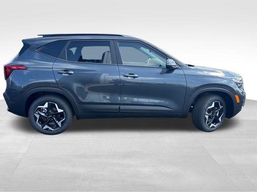 Gravity Gray 2026 Kia Seltos S
