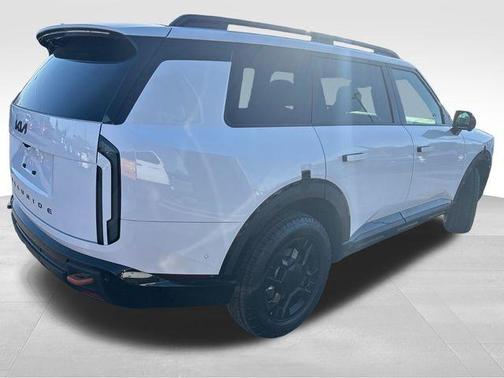 Glacial White Pearl 2027 Kia Telluride SX-Prestige