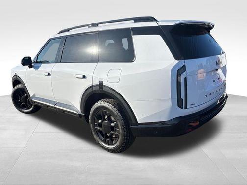 Glacial White Pearl 2027 Kia Telluride SX-Prestige