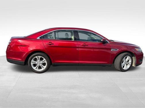 Ruby Red Metallic 2014 Ford Taurus SEL
