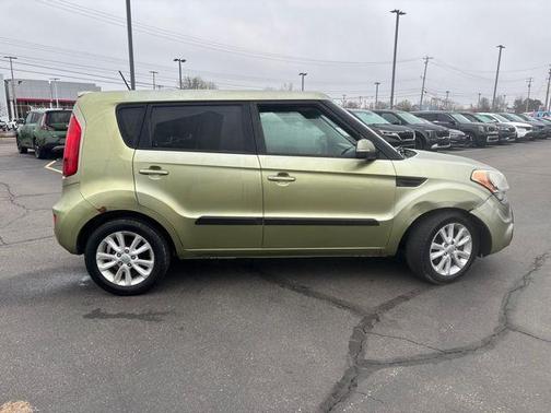 2012 Kia Soul +