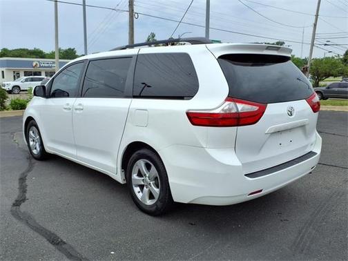 2015 Toyota Sienna L