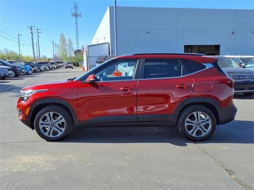 2023 Kia Seltos S