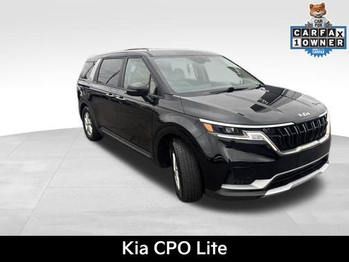 2024 Kia Carnival LX