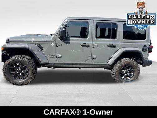 Sting Gray Clearcoat 2019 Jeep Wrangler Unlimited Moab