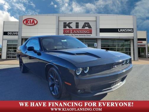 2022 Dodge Challenger SXT
