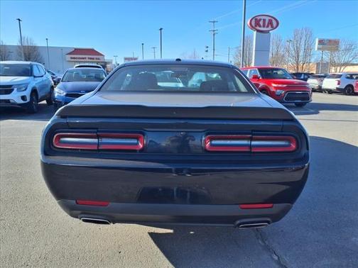 2022 Dodge Challenger SXT