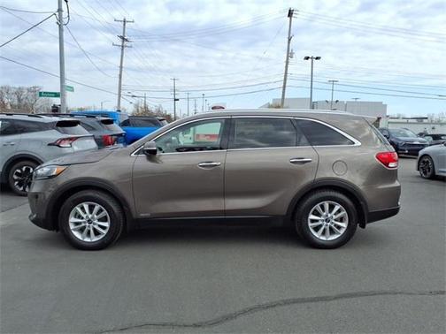 2019 Kia Sorento LX