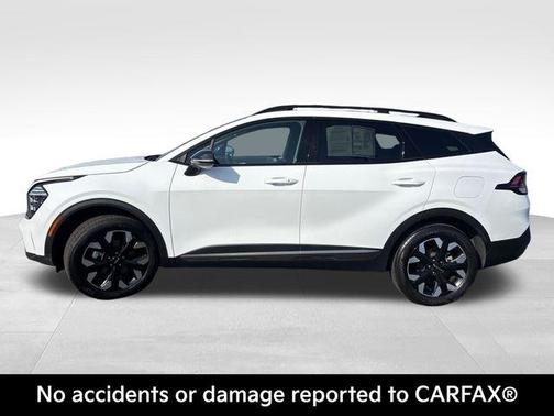 Glacial White Pearl 2024 Kia Sportage X-Line