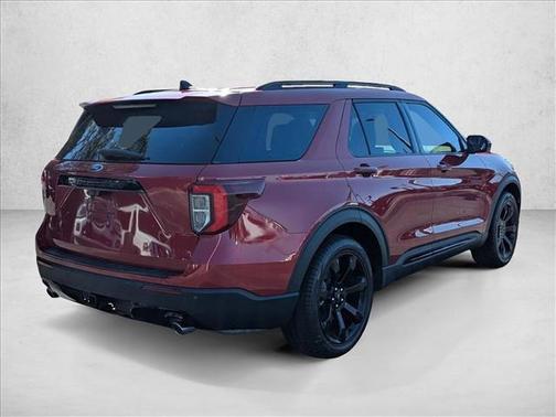 2024 Ford Explorer ST-Line