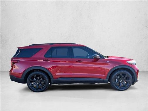 2024 Ford Explorer ST-Line