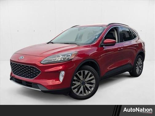 2022 Ford Escape Titanium