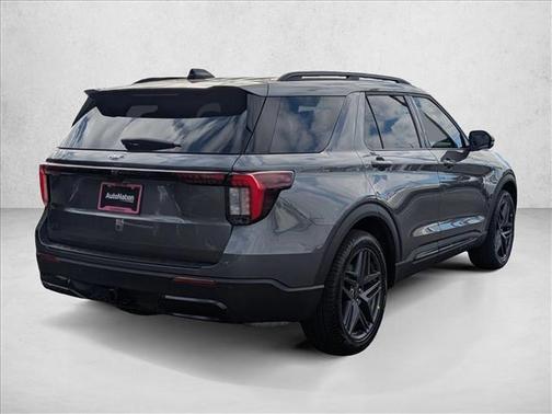 Carbonized Gray Metallic 2026 Ford Explorer ST-Line