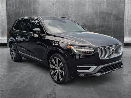 2023 Volvo XC90 B6 Ultimate 7-Seater