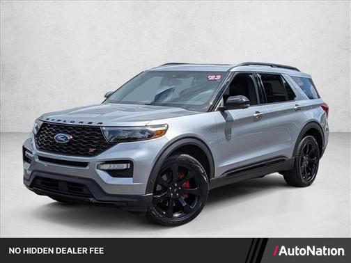 Iconic Silver Metallic 2023 Ford Explorer ST