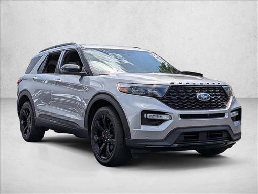 Iconic Silver Metallic 2023 Ford Explorer ST